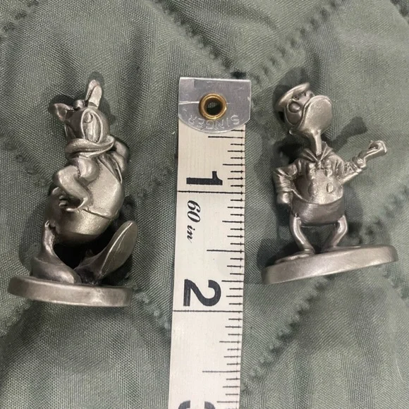 Disney Donald and Daisy Duck Hudson fine pewter figurines - Picture 5 of 5